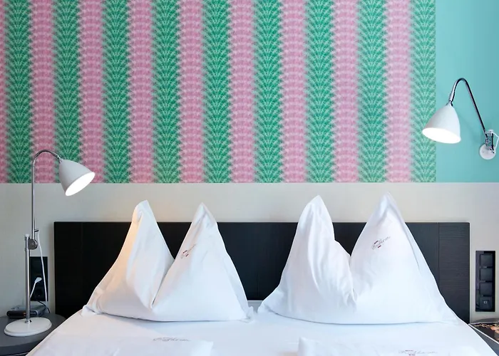 Beethoven Otel 4*
