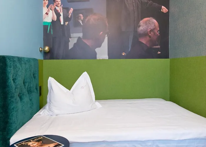 Beethoven Otel 4*